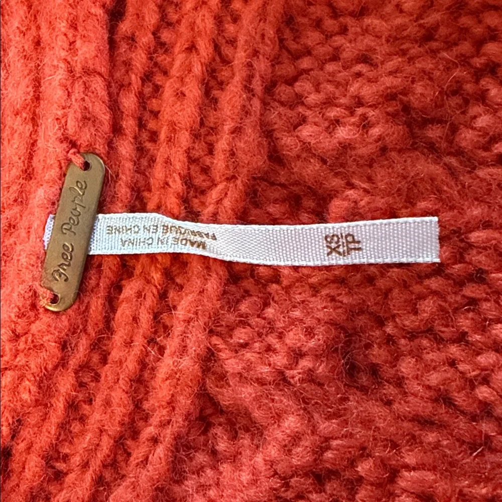 Free People Sienna Cable Knit Sweater Size XSMALL  Burnt Orange